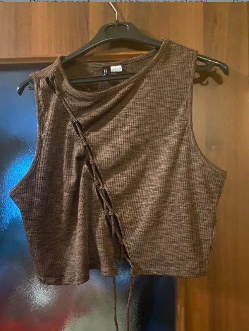 Top cropped H&M L | Maro, Cropped (Scurt), Fără mâneci - Image 2