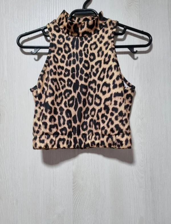 Top cropped Shein S | Negru, Cropped (Scurt), Fără mâneci, Animal print - Image 6