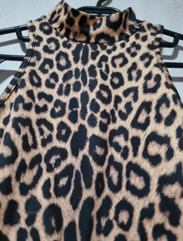 Top cropped Shein S | Negru, Cropped (Scurt), Fără mâneci, Animal print - Image 7