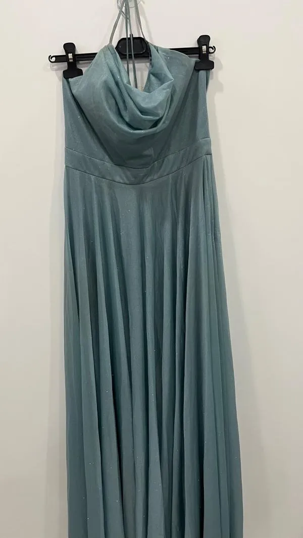 Rochie de seară Dondorca L | Verde mentă, Maxi, Cu umerii goi, Monocrom - Image 2