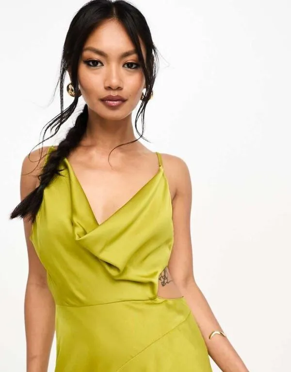 Rochie de seară ASOS M | Khaki, Maxi, Bretele subțiri, Monocrom, Cu decupaje - Image 4