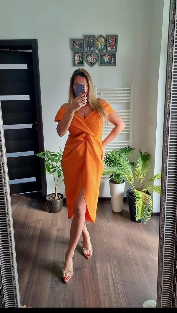 Rochie de seară ASOS EU 44 | Portocaliu, Midi, Plus size, Monocrom, Design petrecut - Image 4