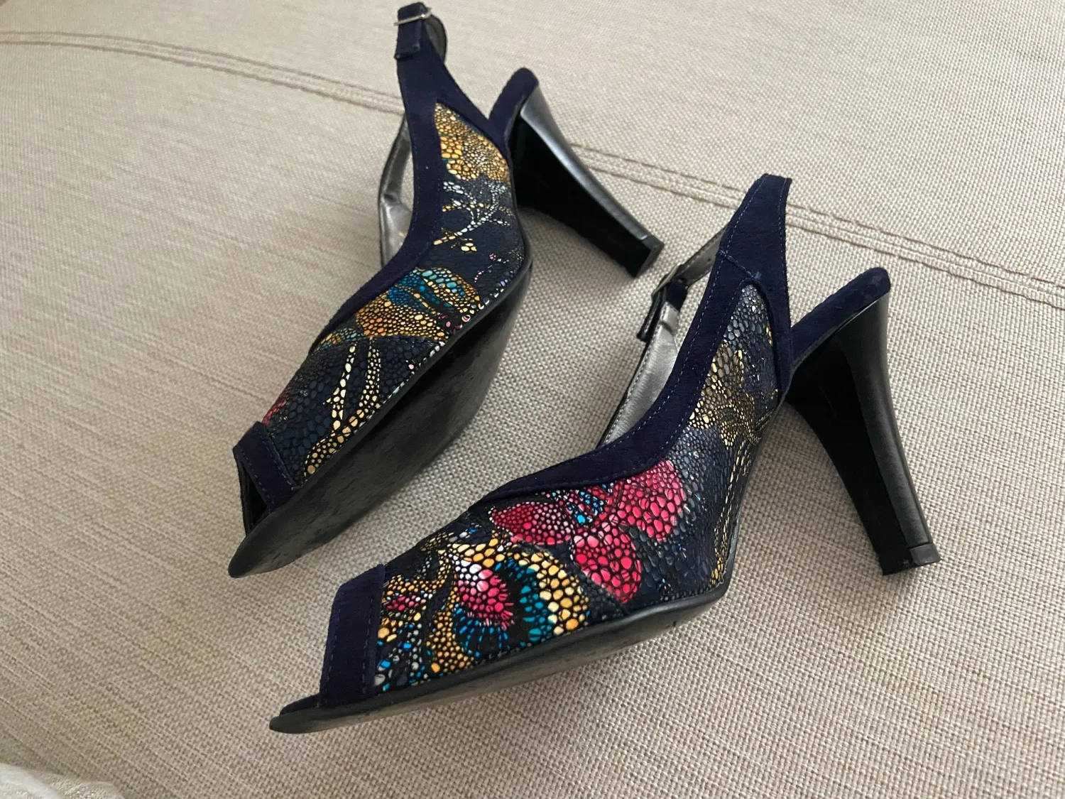 Sandale cu toc NENO EU 39 | Bleumarin, Floral & Tropical, Piele naturală - Image 2
