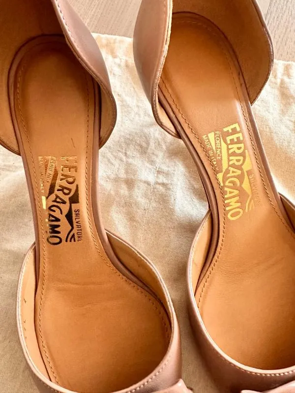 Pantofi cu toc mic Salvatore Ferragamo EU 37 | Bej, Monocrom, Piele naturală - Image 3