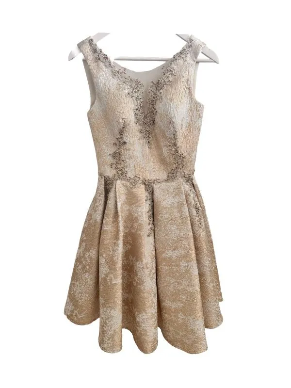 Rochie de seară Piyamor EU 38 | Bej, Midi, Fără mâneci, Broderie, Poliester