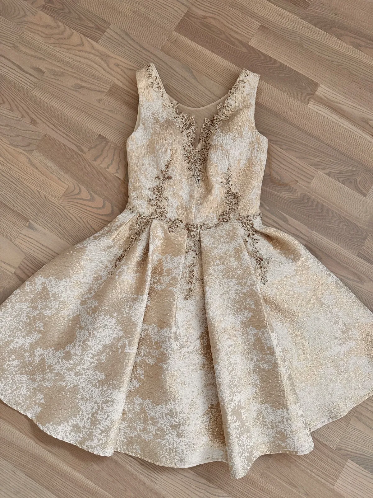 Rochie de seară Piyamor EU 38 | Bej, Midi, Fără mâneci, Broderie, Poliester - Image 5