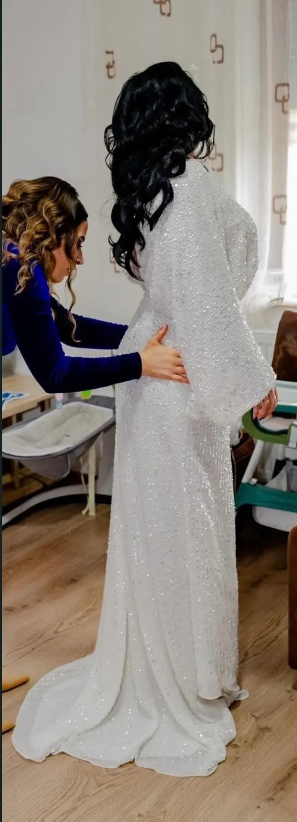 Rochie de ocazie M | Alb, Midi, Mânecă lungă, Paiete