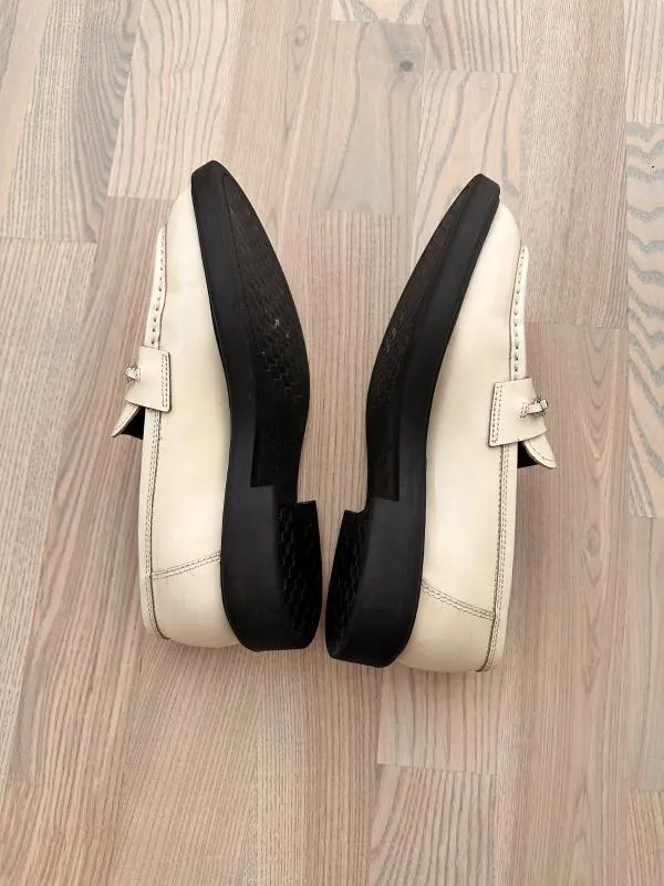 Mocasini Vagabond EU 37 | Crem, Monocrom, Piele lăcuită - Image 8