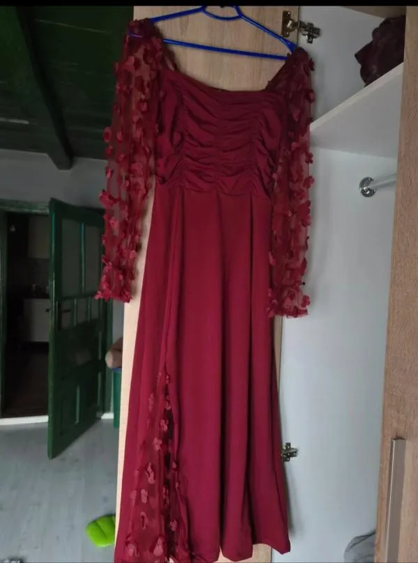 Rochie de seară Shein S | Burgundy, Maxi, Mânecă lungă, Plus size, Pliuri, Poliester - Image 2