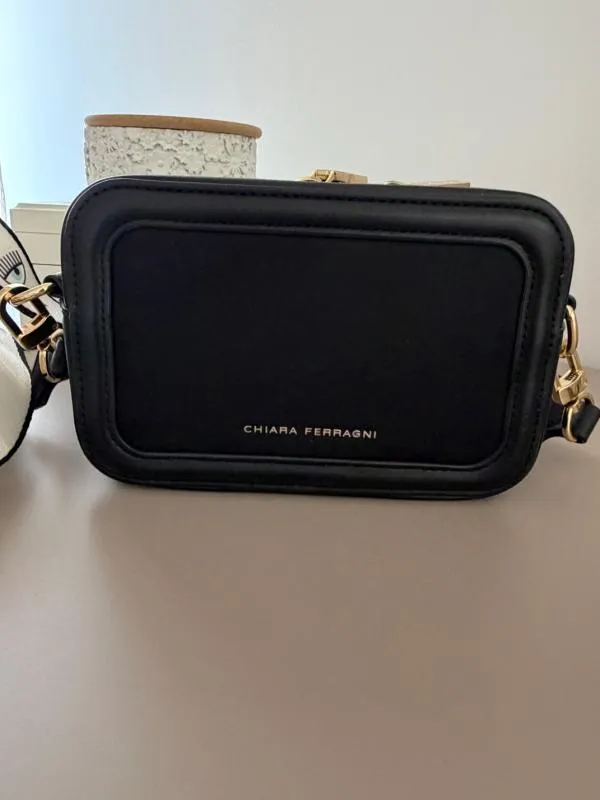 Geantă crossbody Chiara Ferragni | Negru, Monocrom, Piele ecologică - Image 4