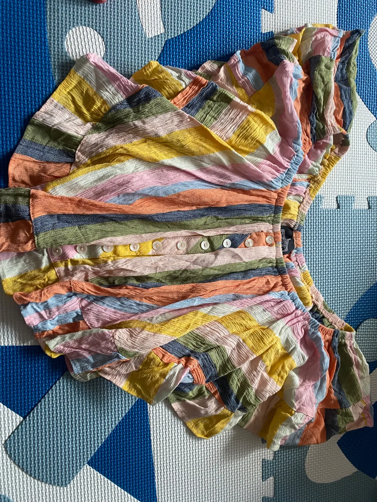Top cropped Angie L | Multicolor, Cropped (Scurt), Relaxed Lejer fit, Dungi, Volane, Vâscoză - Image 10