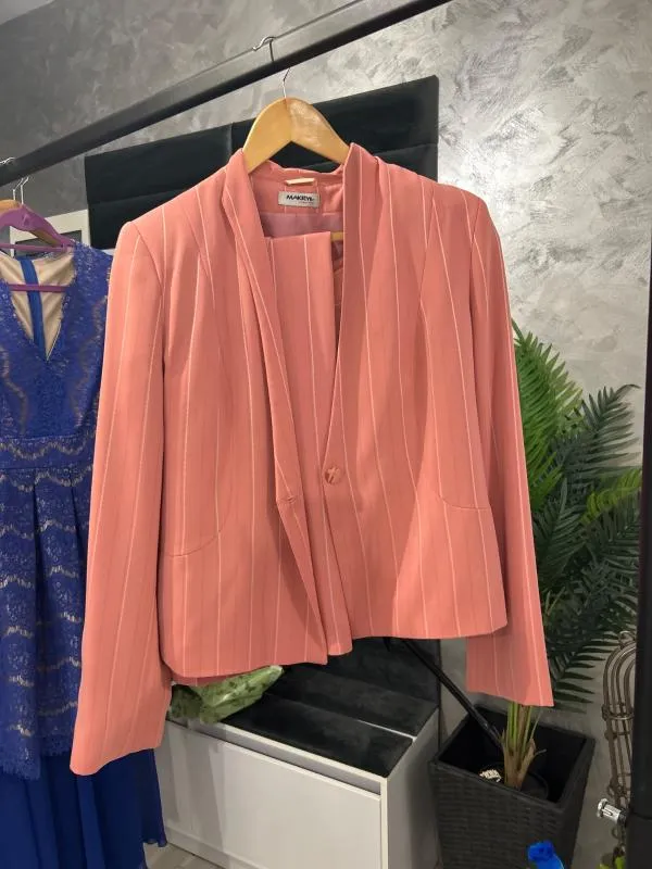 Costum cu sacou și pantaloni Makril L | Roz, Curvy, Dungi, Elastan - Image 2