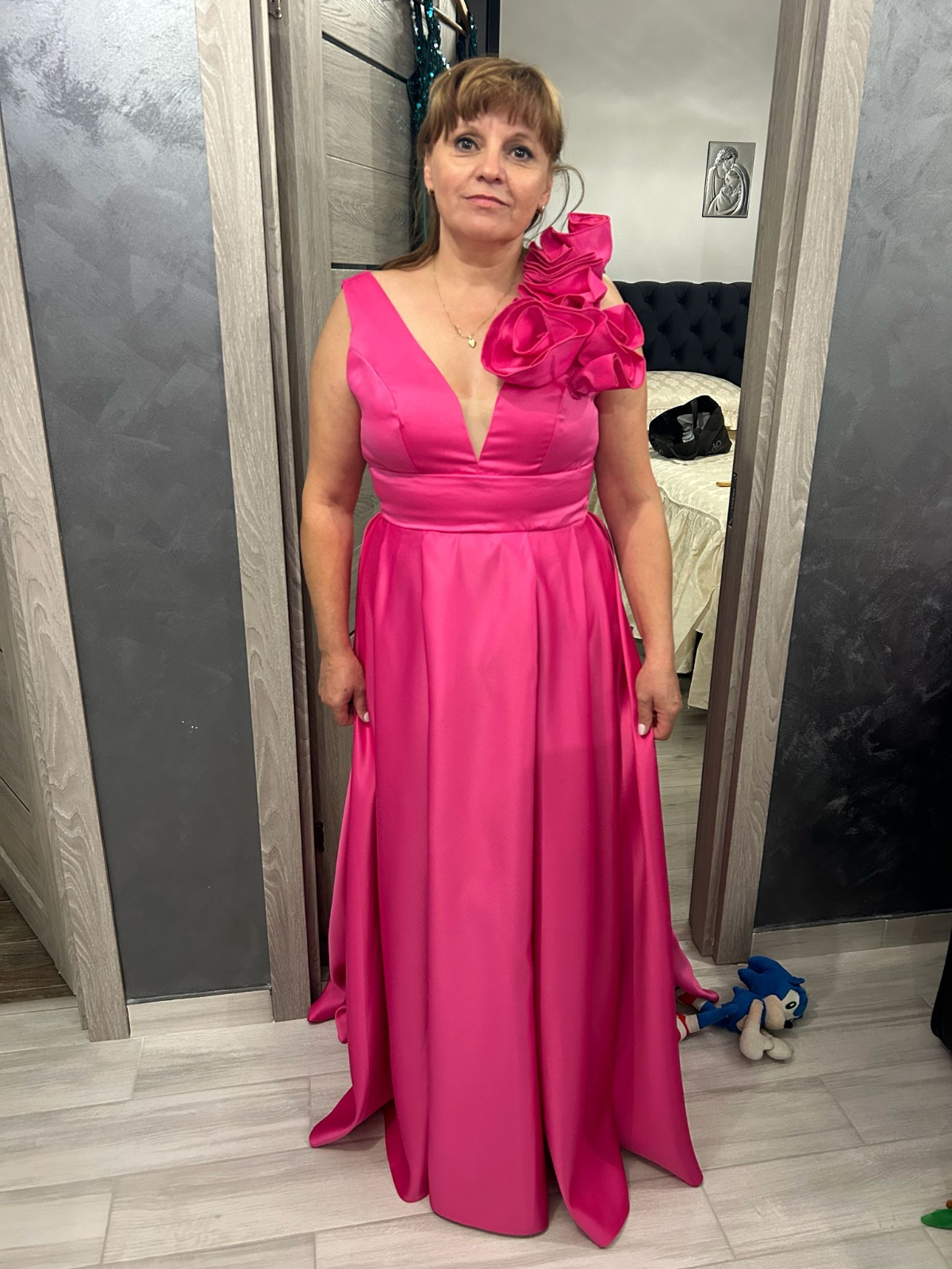 Rochie de ocazie Temu M | Fuchsia, Maxi, Fără mâneci, Curvy, Volane - Image 4