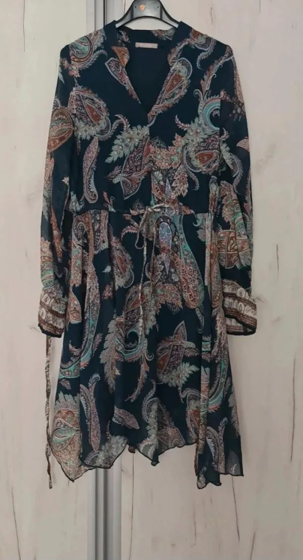 Rochie de vară Orsay EU 38 | Multicolor, Mini, Mânecă lungă, Oriental & Paisley, Decolteu în V, Vâscoză - Image 9