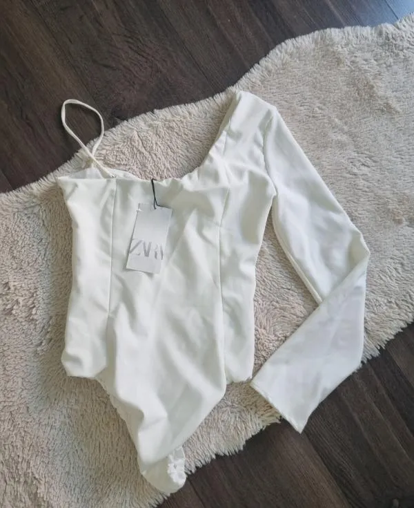 Body Zara S | Alb, Normal, Mulat  Cambrat fit, Design asimetric - Image 4