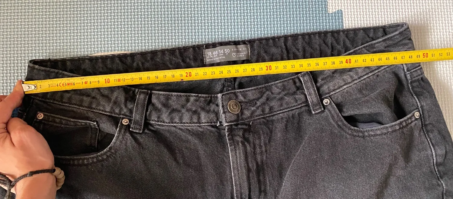 Blugi Primark EU 46 | Negru, Lungi, Talie înaltă, Flared (Evazați) fit, Prespălați  Cu umbre - Image 7