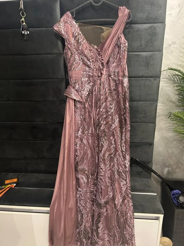 Rochie de ocazie Daria M | Maro, Maxi, Pe un umăr, Curvy, Paiete - Image 6
