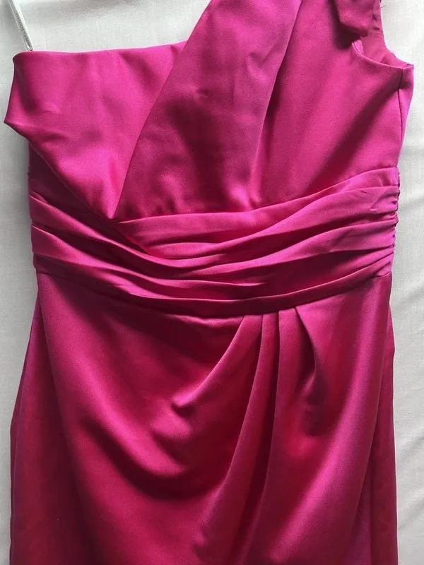 Rochie de ocazie David's Bridal XS | Fuchsia, Midi, Pe un umăr, Monocrom, Design asimetric, Poliester - Image 4