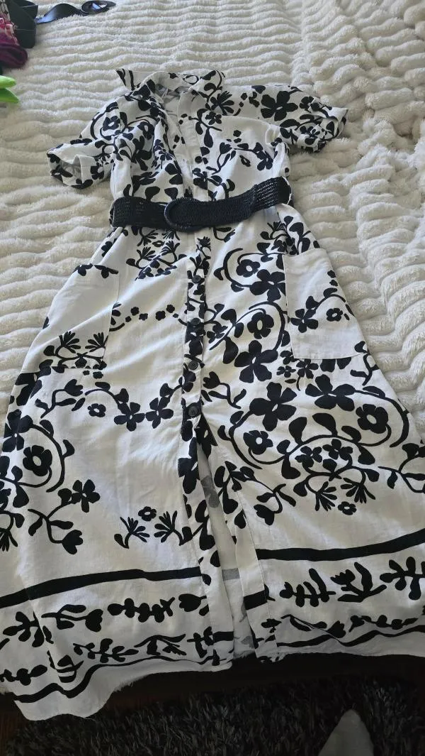 Rochie casual Zara XS | Alb, Midi, Mânecă scurtă - Image 2