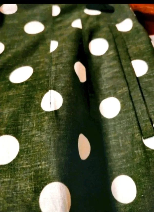 Pantaloni Zara L | Verde, Lungi, Talie înaltă, Regular (Standard) fit, Chino, Buline & Imprimeuri mici, In - Image 8