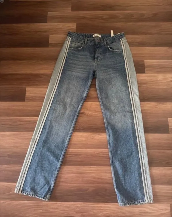 Blugi Pull&Bear EU 38 | Albastru, Lungi, Talie medie, Boyfriend fit, Bicolori Patchwork - Image 6