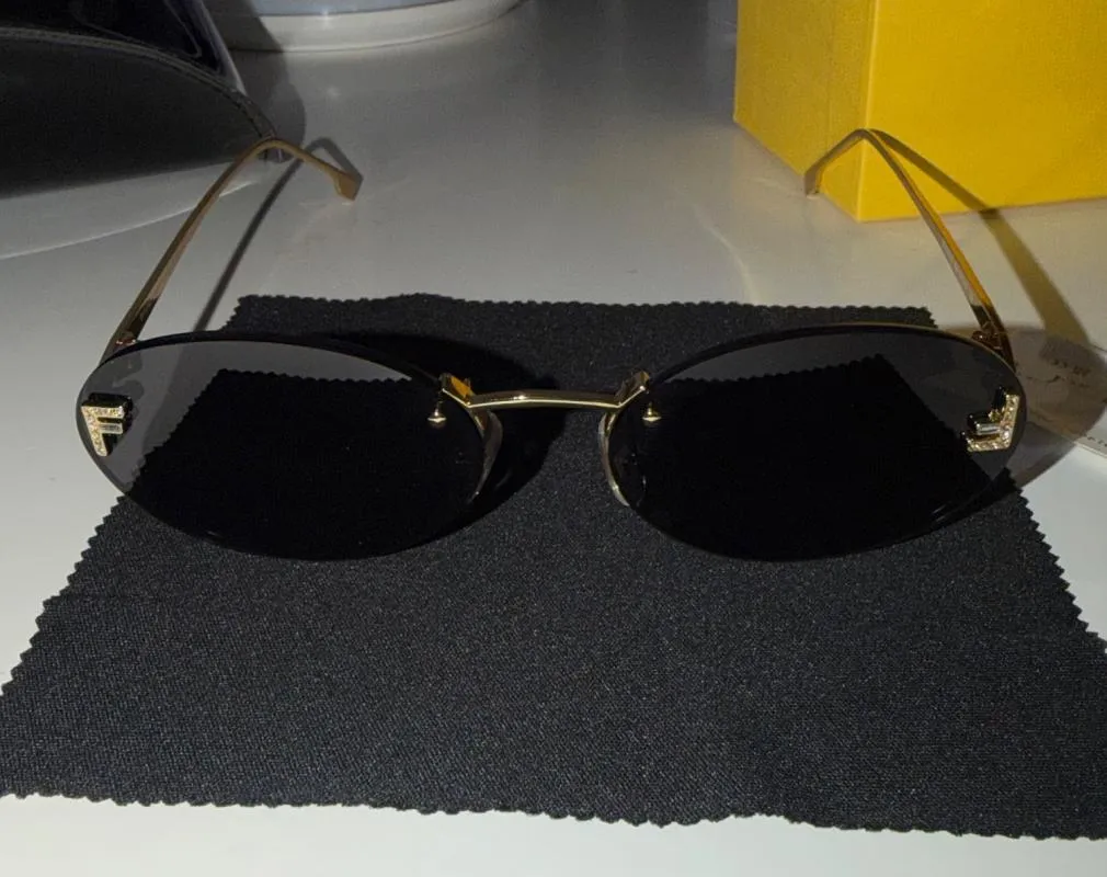 Ochelari de soare Fendi | Negru - Image 8