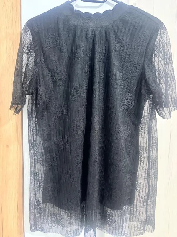 Bluză Reserved EU 44 | Negru, Normal, Mânecă scurtă, Regular fit - Image 2