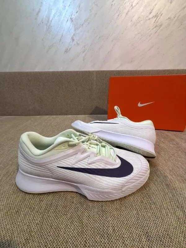 Pantofi de tenis Nike EU 44 | Alb - Image 2