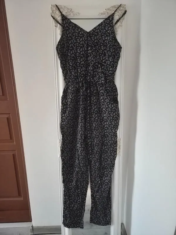 Salopetă lungă Sinsay S | Negru, Bretele subțiri, Floral & Tropical, Vâscoză - Image 7