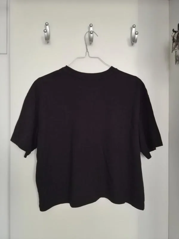 Tricou cropped (scurt) Cropp XS | Negru, Regular Standard fit, Monocrom, Bumbac - Image 2