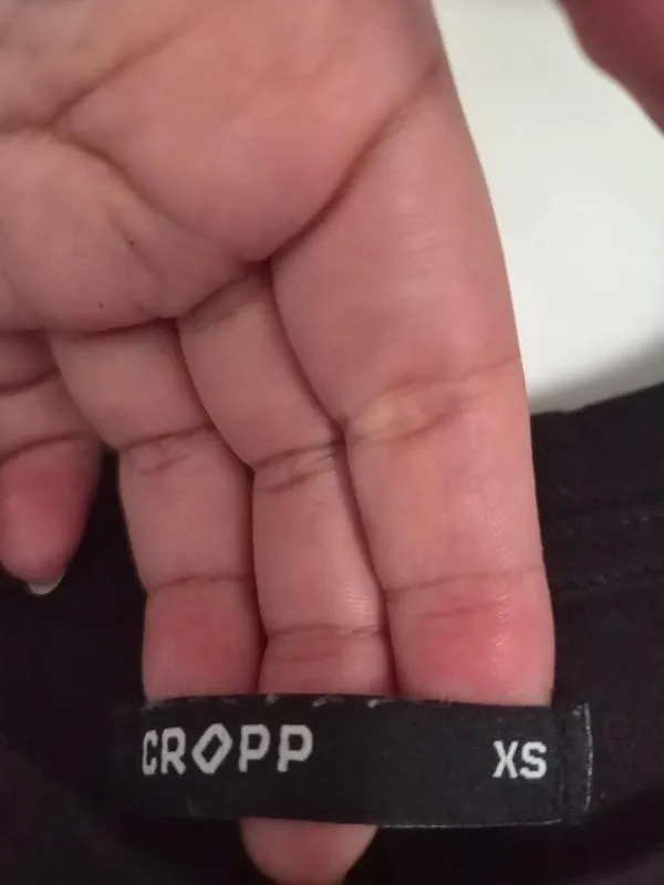 Tricou cropped (scurt) Cropp XS | Negru, Regular Standard fit, Monocrom, Bumbac - Image 3