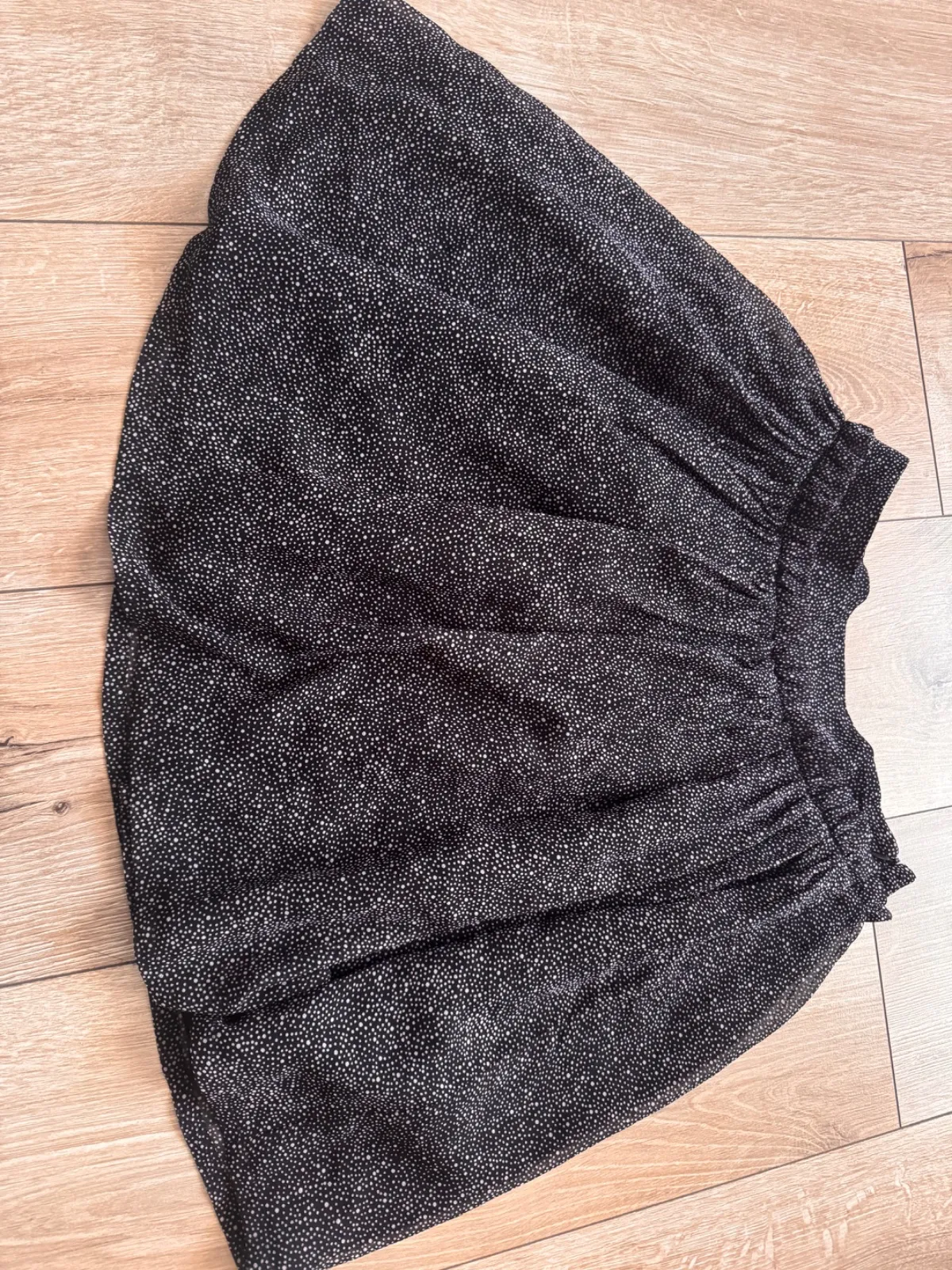 Fustă Mini Guess S | Negru, Talie înaltă, Cu volane fit, Buline & Imprimeuri mici, Poliester - Image 8