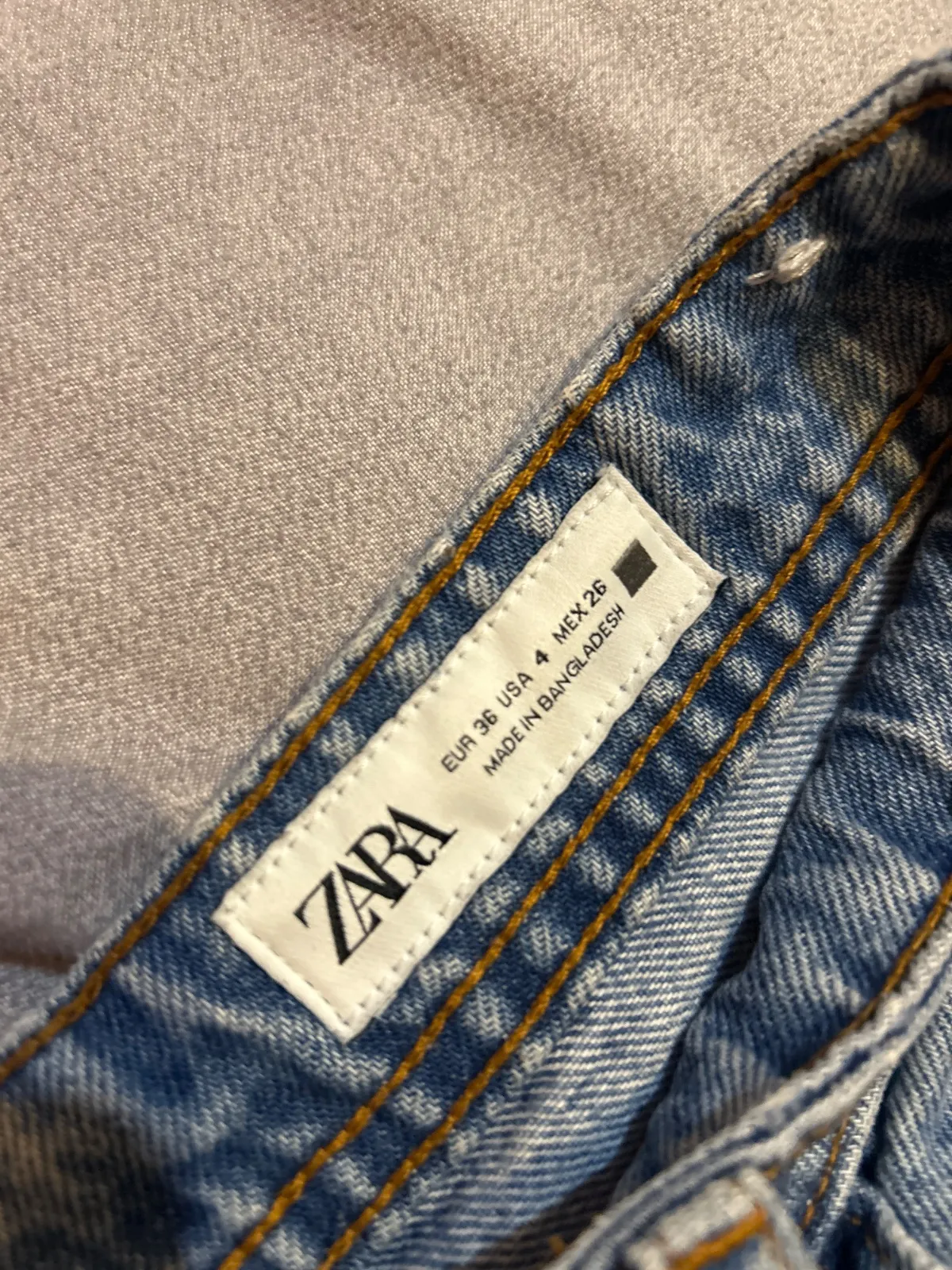 Blugi Mom fit Zara EU 36 | Albastru, Lungi, Talie înaltă, Clasici   Simpli - Image 5