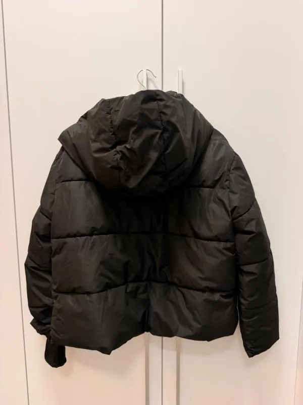 Geacă de iarnă Stradivarius M | Negru, Cu glugă, Poliester - Image 2