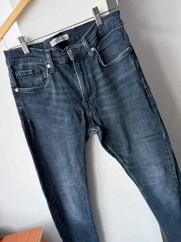 Blugi Zara L | Bleumarin, Lungi, Talie înaltă, Regular (Standard) fit, Prespălați Cu umbre - Image 2