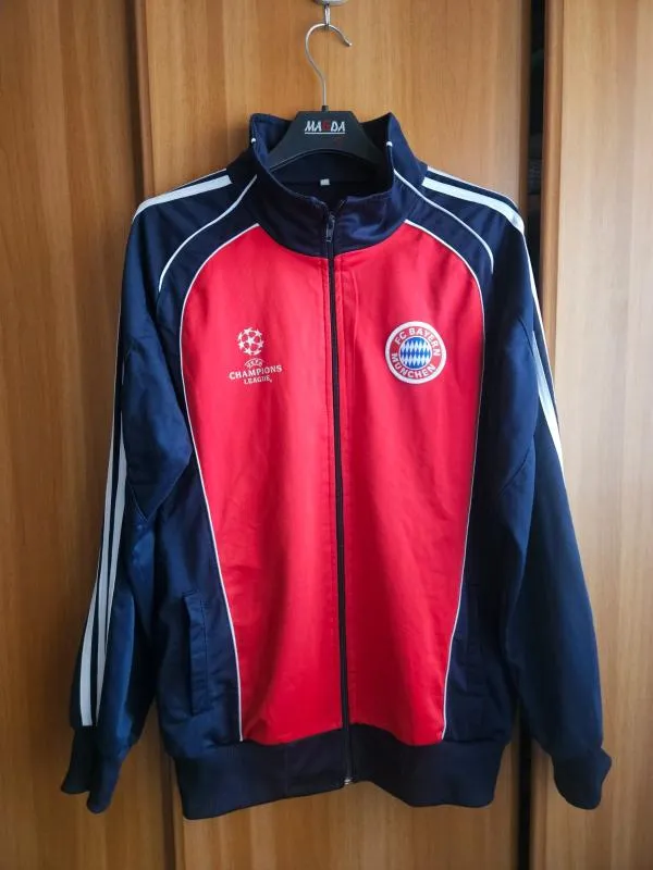 Bluză sport FC Bayern München M | Roșu, Logo - Image 9