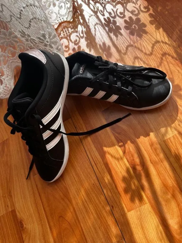 Sneakers adidas EU 37 1/3 | Negru - Image 2
