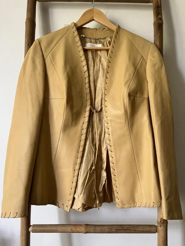 Blazer Escada EU 38 | Caramel, Fără glugă, Monocrom, Piele naturală - Image 9