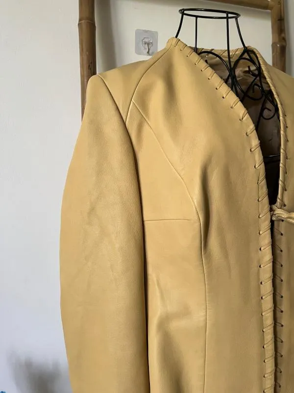 Blazer Escada EU 38 | Caramel, Fără glugă, Monocrom, Piele naturală - Image 2
