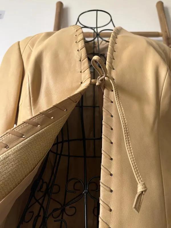 Blazer Escada EU 38 | Caramel, Fără glugă, Monocrom, Piele naturală - Image 3