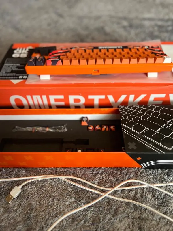 Tastatură gaming QK65 Hurricane QwertyKey - Image 2