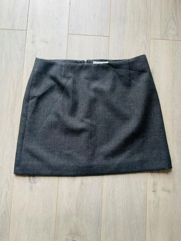 Fustă Mini Ami Paris EU 42 | Gri, Talie înaltă, Dreaptă (Straight) fit, Lână - Image 9